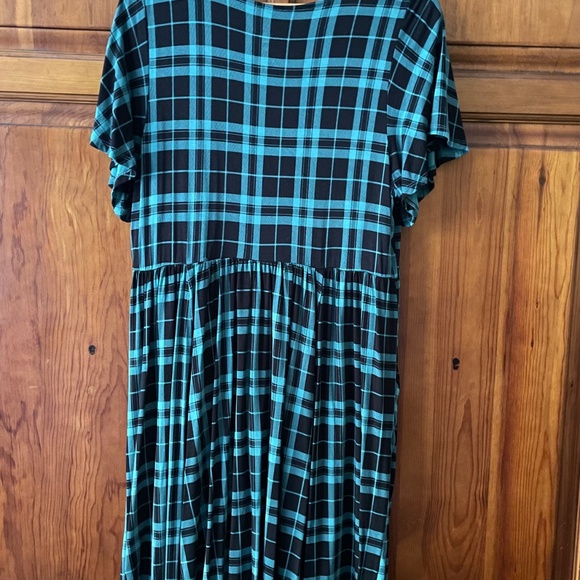 Torrid Mini Flutter-Sleeve Skater Dress Size 0 - Picture 4 of 7